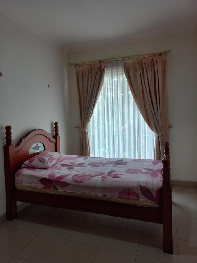 Margot Apartment Pondok Indah 雅加达 外观 照片